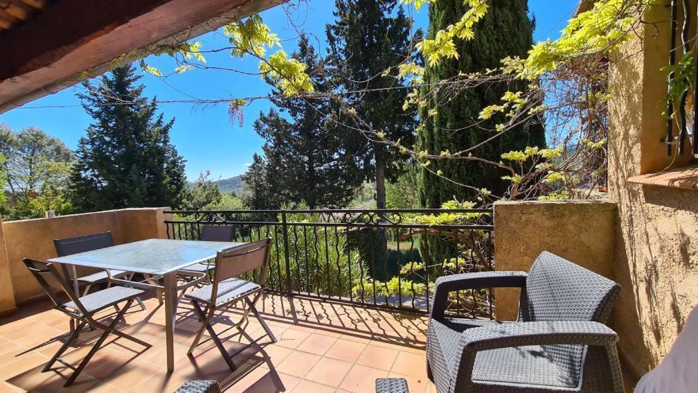 Gite Romantic Room Le Val Екстериор снимка